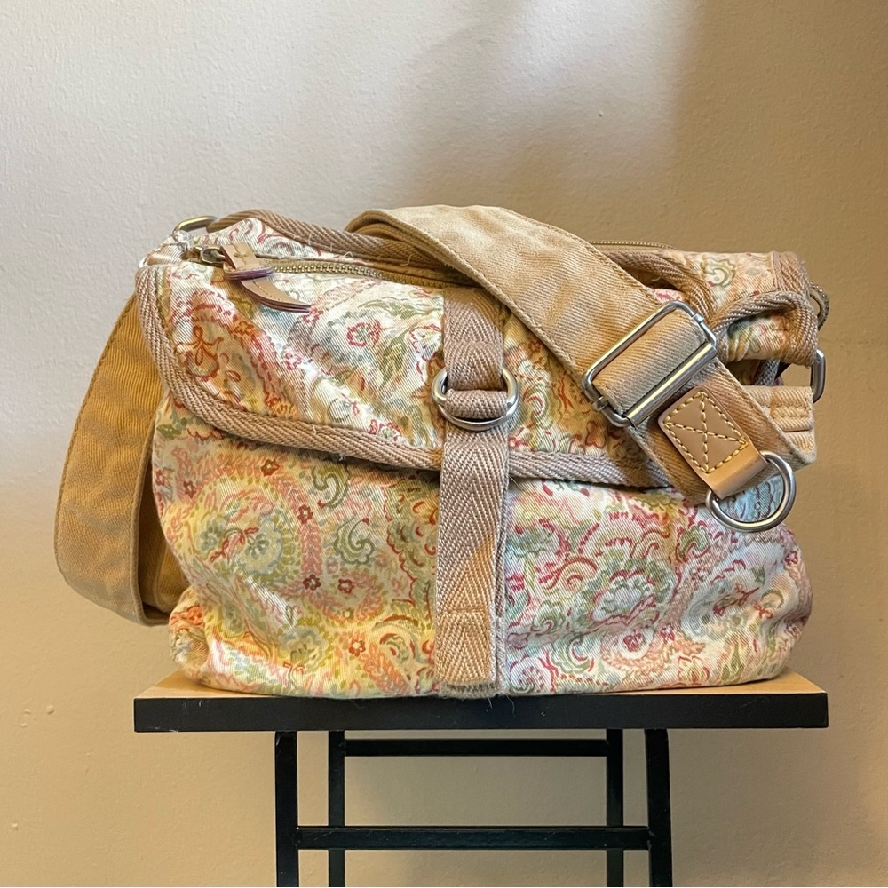 Fossil Floral Paisley Canvas Crossbody in Beige and Pink